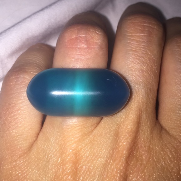 Vintage Jewelry - Vintage Acrylic Mod Ring